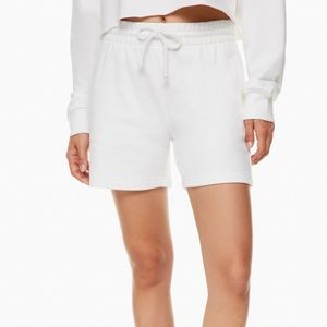 Aritzia TNA Cozy Fleece Boyfriend 5” Sweatshort